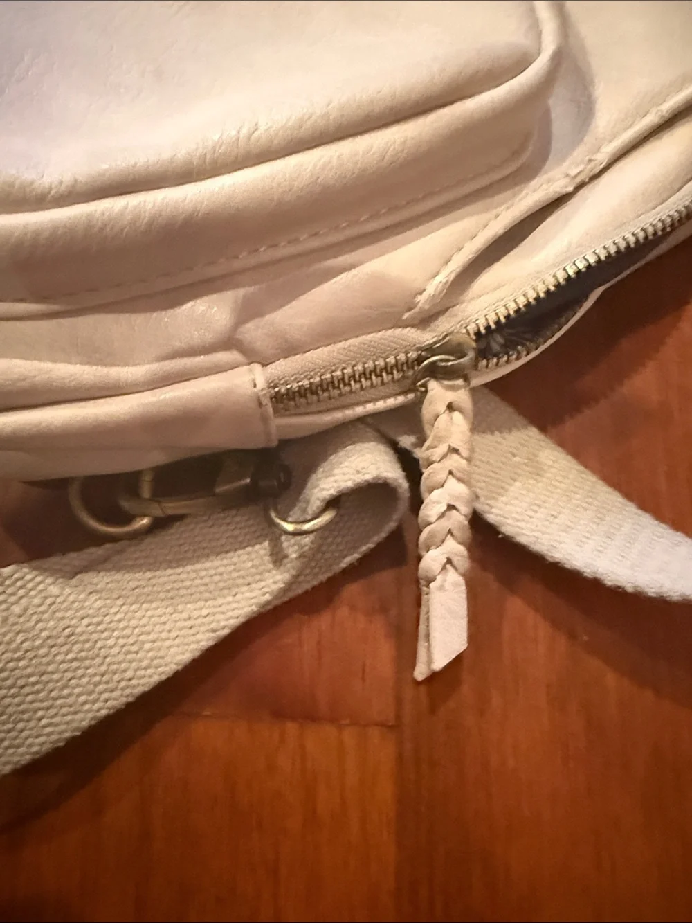 Antik Kraft White Leather Crossbody Sling Bag - Casual Everyday Carry